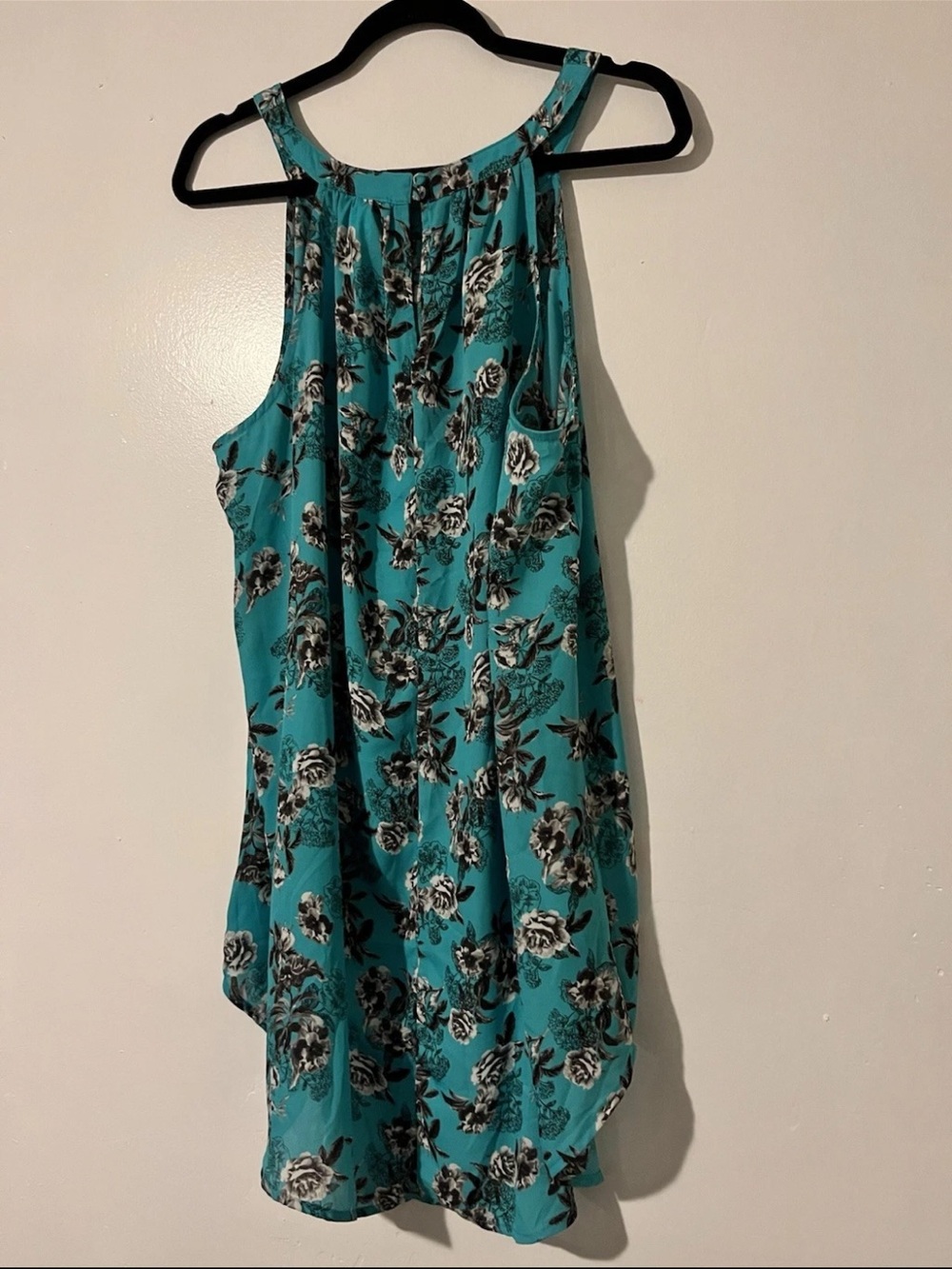 torrid Teal Floral High-Low Tank - Picture 6 of 7